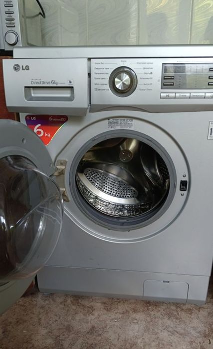Продается стиральная машина автомат LG на 6 кг