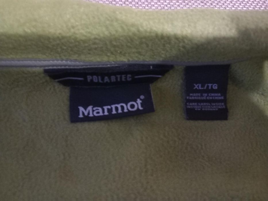 Дамски поларен елек MARMOT