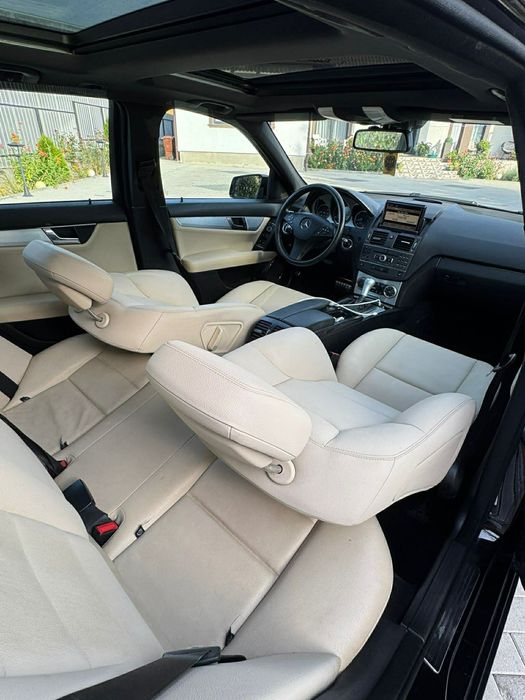 Mercedes-Benz C350