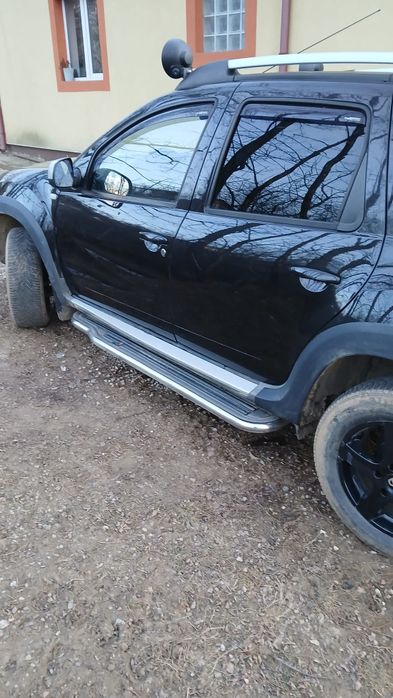 Vând  Dacia Duster