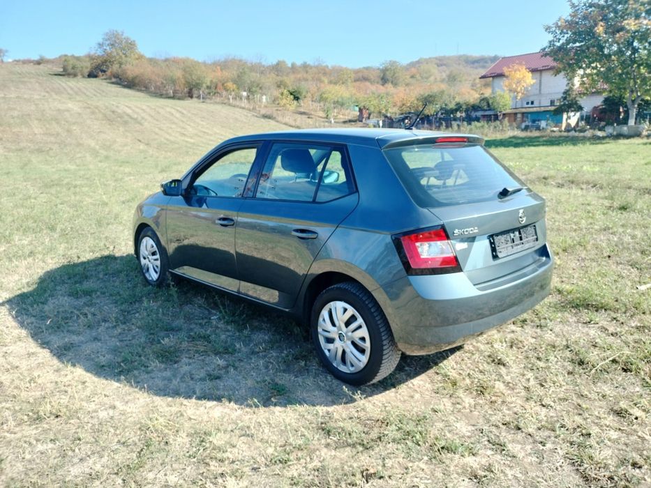 SKODA Fabia 2015 — imagine 4