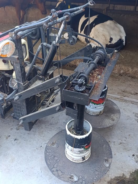 Mini trakter sotiladi srochna 1105