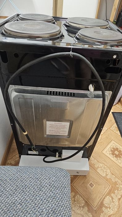 Электрическая плита Deluxe