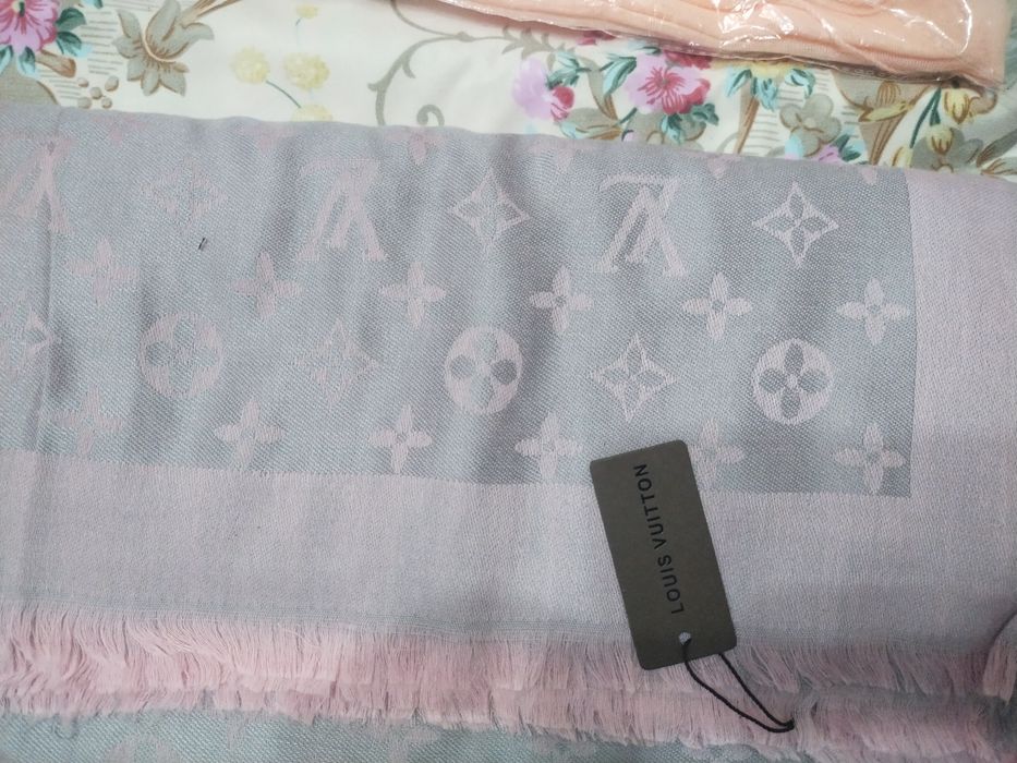 Продам женские платки