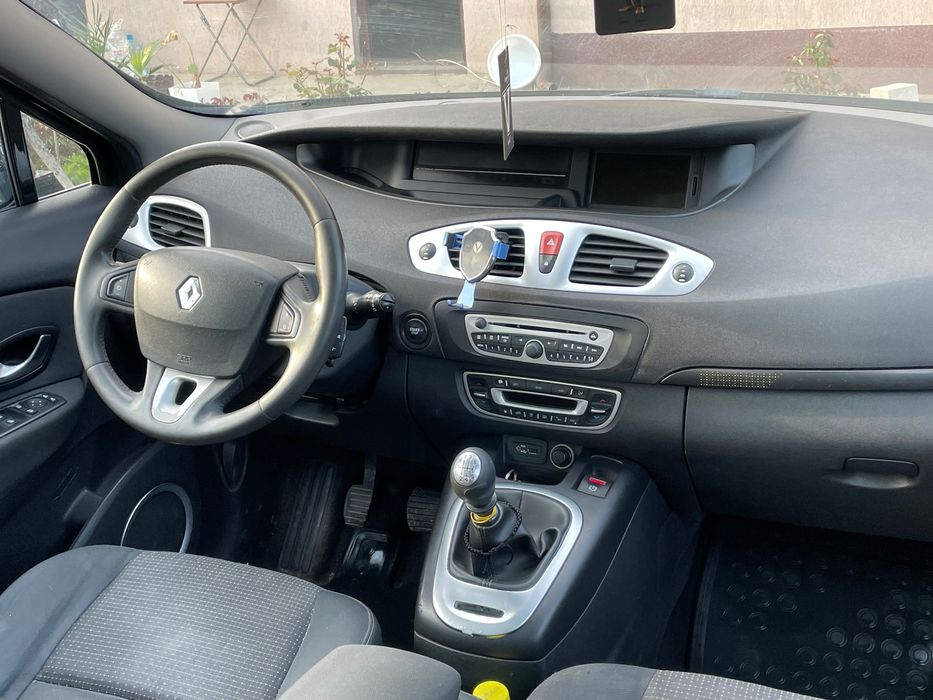 Vănd Renault grand scenic 1.9 dCi