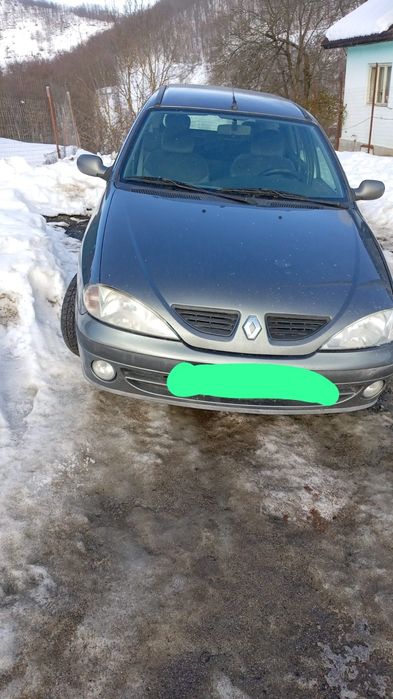 Vând Renault la preț bun
