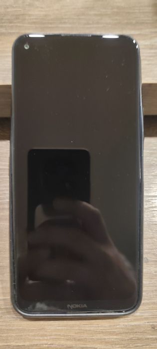 Продавам Nokia 8.3 5G
