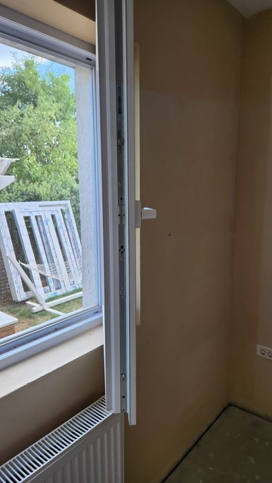 Vand     geam   dublu