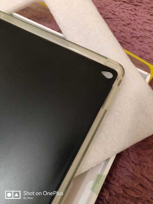 Чехол  для  IPad Air 2