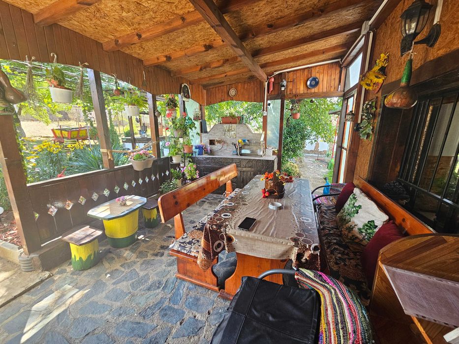 Продава се Къща в Радомир - 70 кв.м за 3143 €/кв.м - Снимка #11