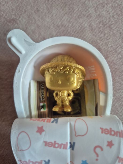 Фигурка One piece из kinder joy