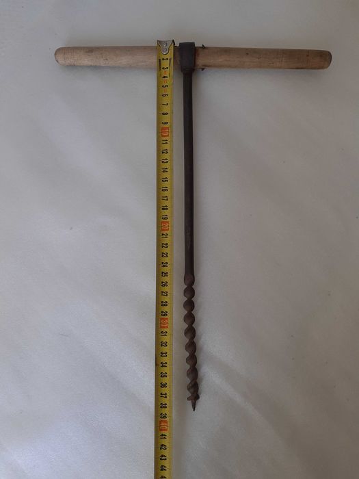 Burghiu vechi manual