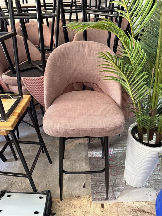 Барный стул,