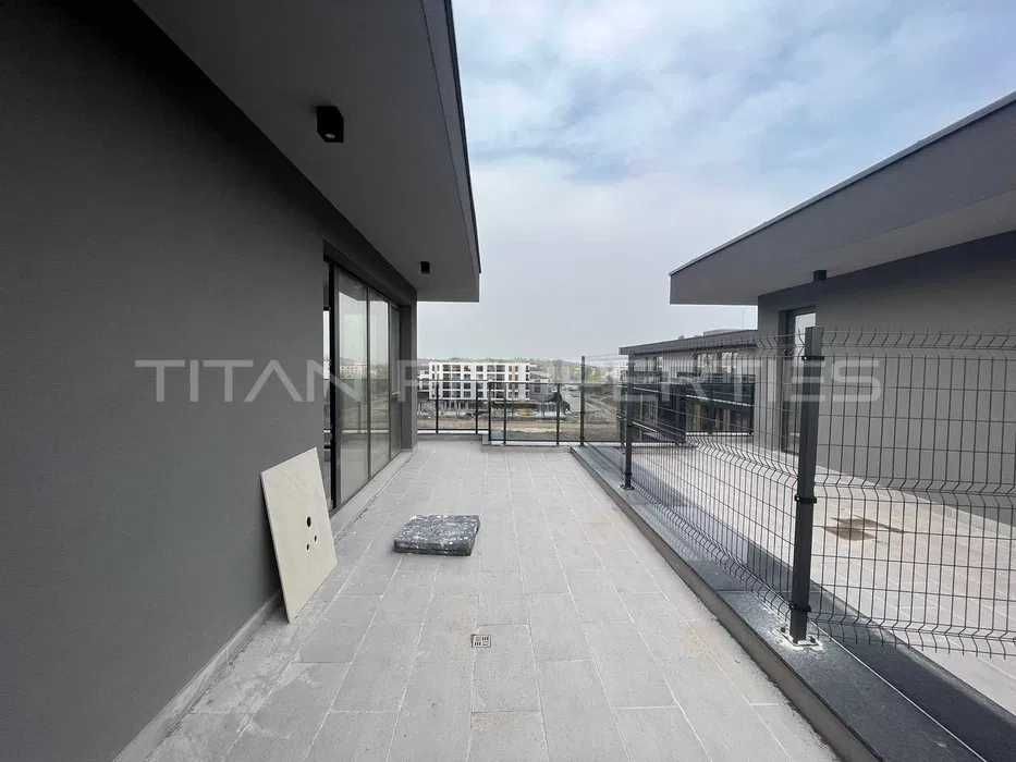 Продава се Тристаен апартамент в Пловдив, Христо Смирненски - 109 кв.м за 1756 €/кв.м - Снимка #5