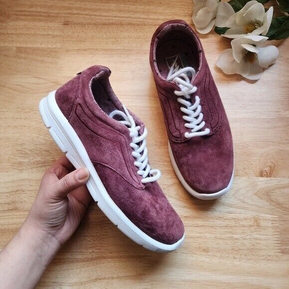 Дамски маратонки Vans номер 36