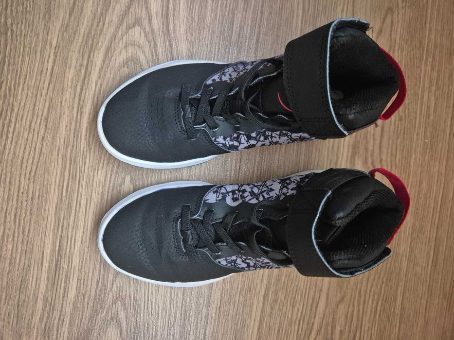 Нови Боти за момче