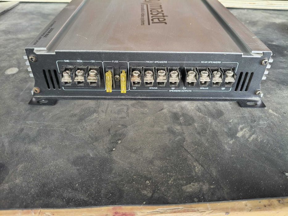 Amplificator Audio Master cu 4 canale MS-6004D si MS-4600