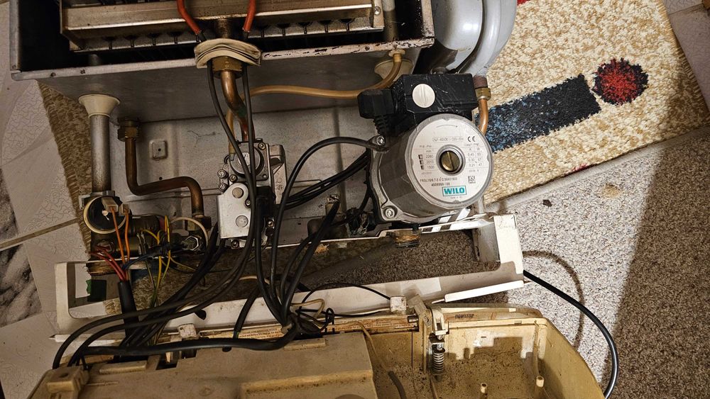 Dezmembrez centrala apartament Ferroli piese schimb