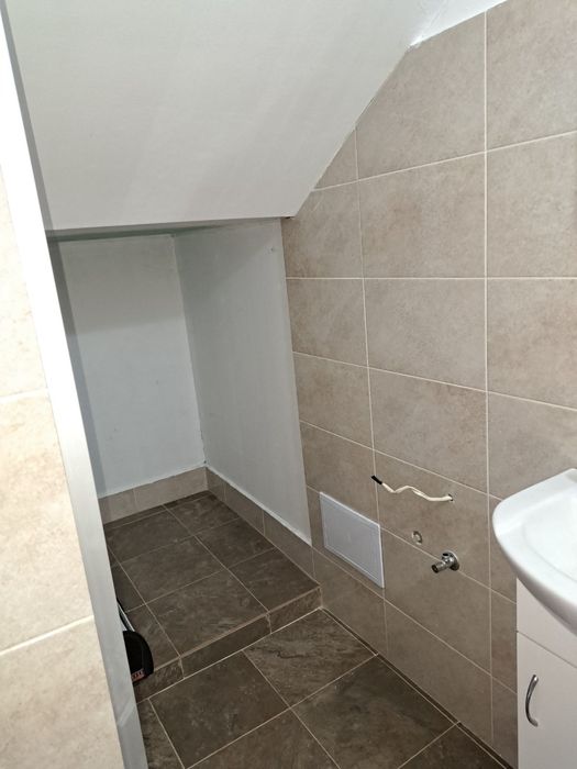 Дава се под наем Магазин в Дупница - 30 кв.м за 178.5 € - Снимка #5