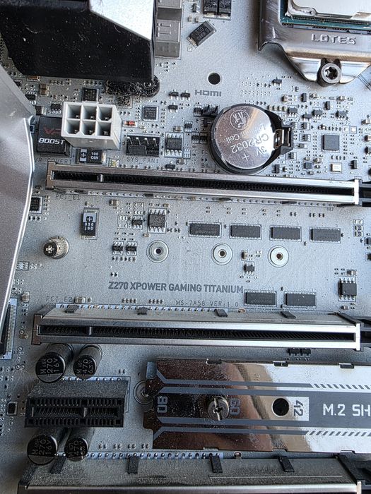 Vând kit i7 7700k/ z270 Msi xpower gaming titanium