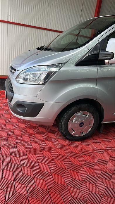 Ford Turneo Custom, 8 locuri, 2015