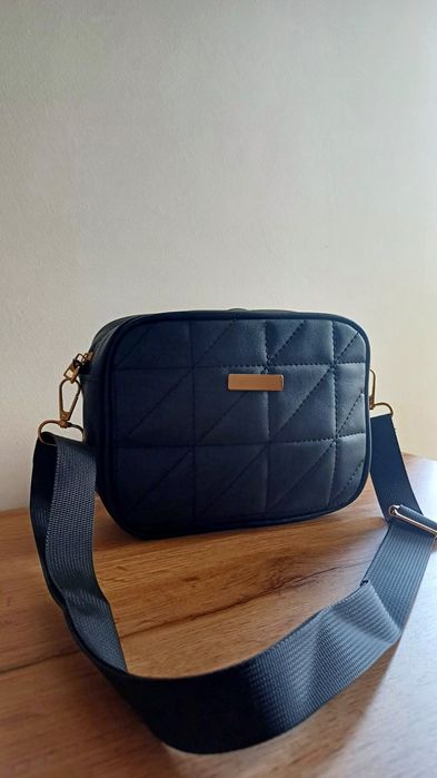 ЧИСТО НОВО - Дамски чанти