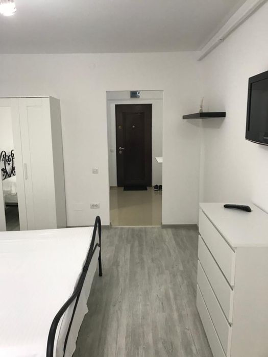 Vand garsoniera tiglina 1 bloc A6 etaj 1 renovata recent, dotată și utilată complet