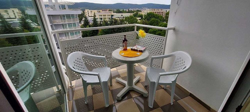 Продава се Едностаен апартамент в к.к. Слънчев бряг - 51 кв.м за 902 €/кв.м - Снимка #5