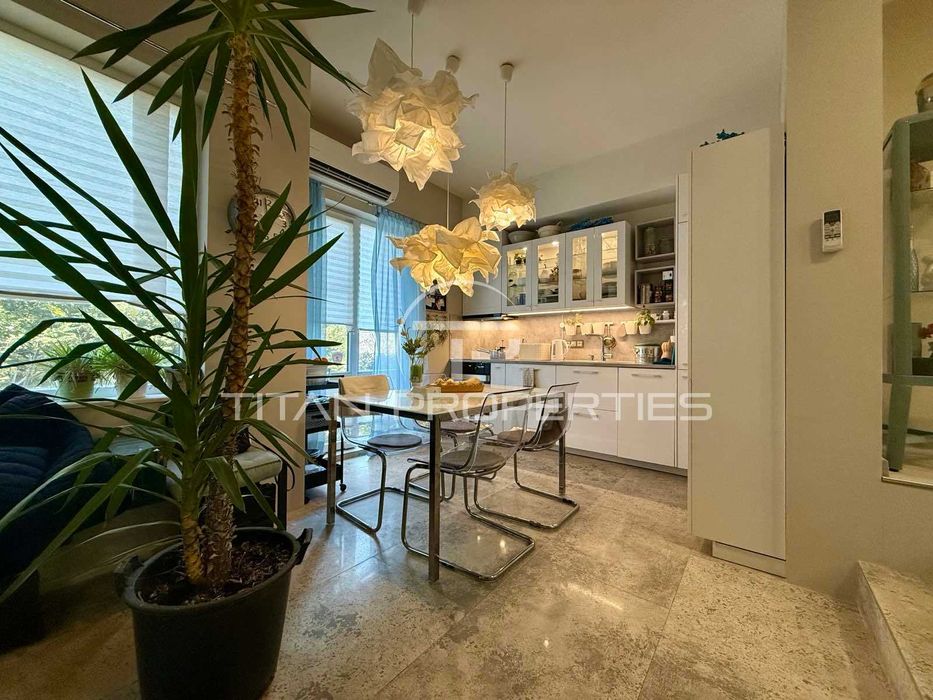 Двуетажна къща Беломорски