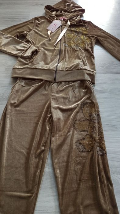 Дамски нов марков Екип Moschino размер S