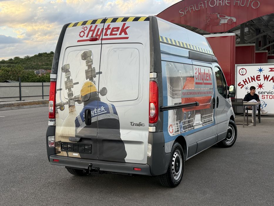 Renault Trafic 2013 / 2.0 Dci / 115 CP / inalt+lung / Clima / Euro 5