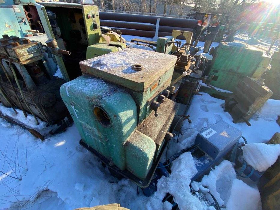 Станок токарно-винтовой 1К 62 б/у