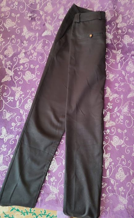 Женские брюки черные