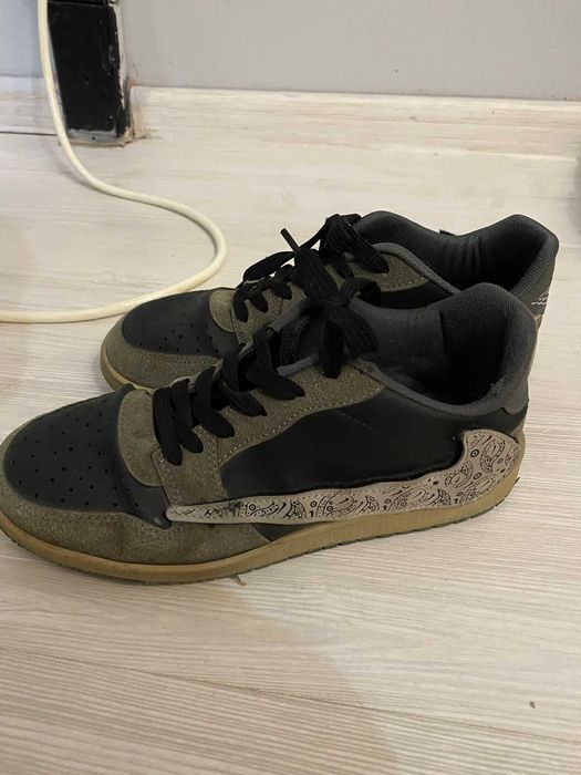 Travis Scott X Air Jordan Black EU 40