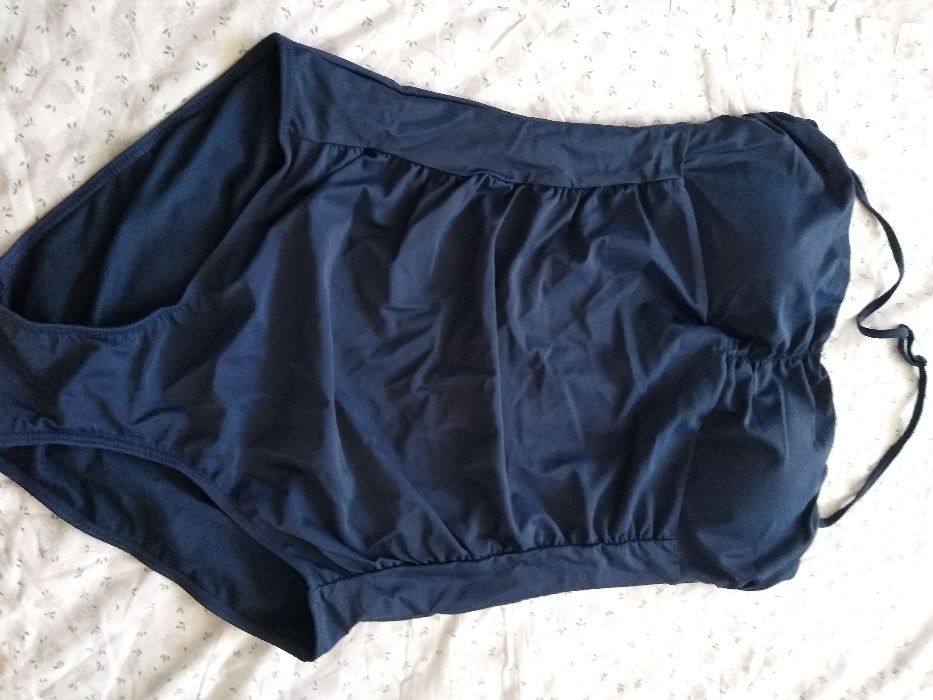 Нови големи размери цял бански