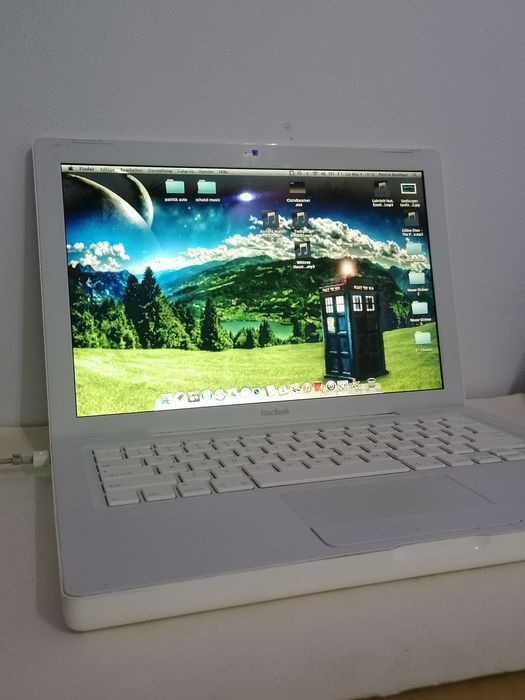 Laptop Mac book  A1181