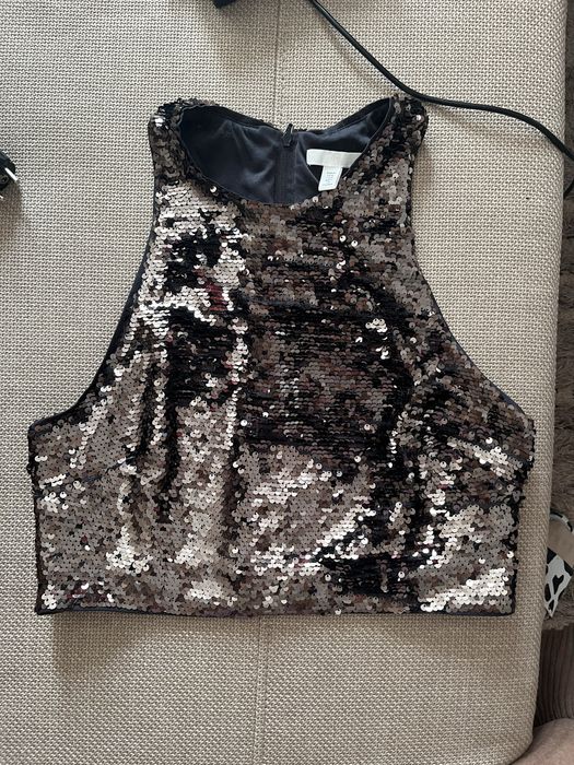 Кожена пола и топ