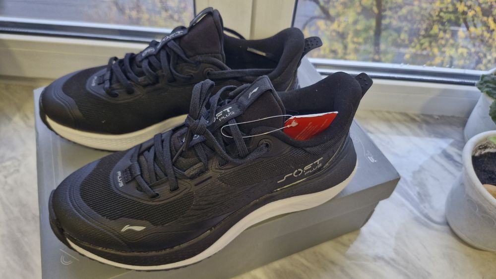 Кроссовки мужские