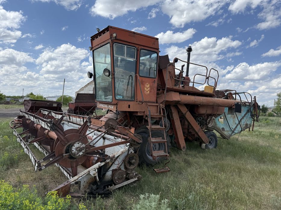 Комбайн Енисей 1200