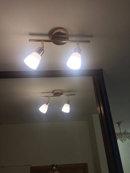 Потолочный светильник