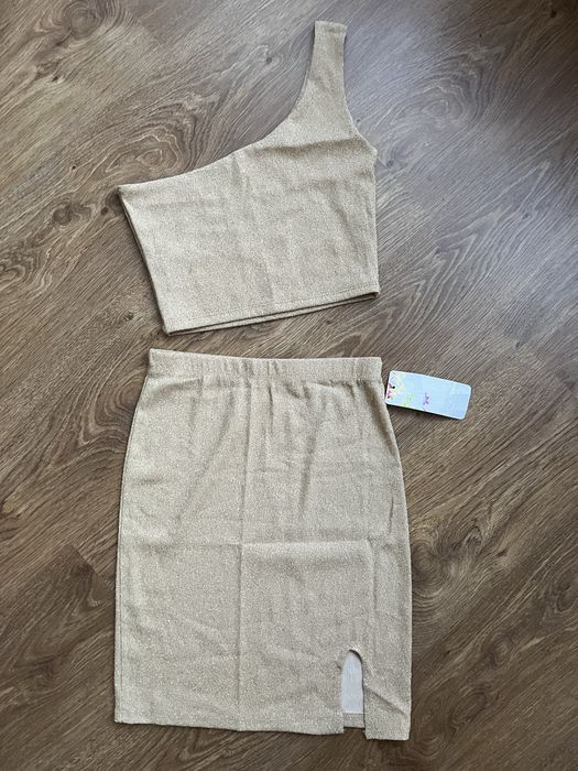 Комплет пола и топ