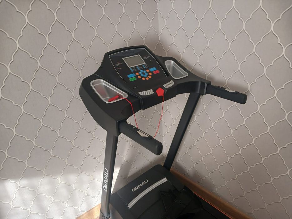 Беговая дорожка Genau
