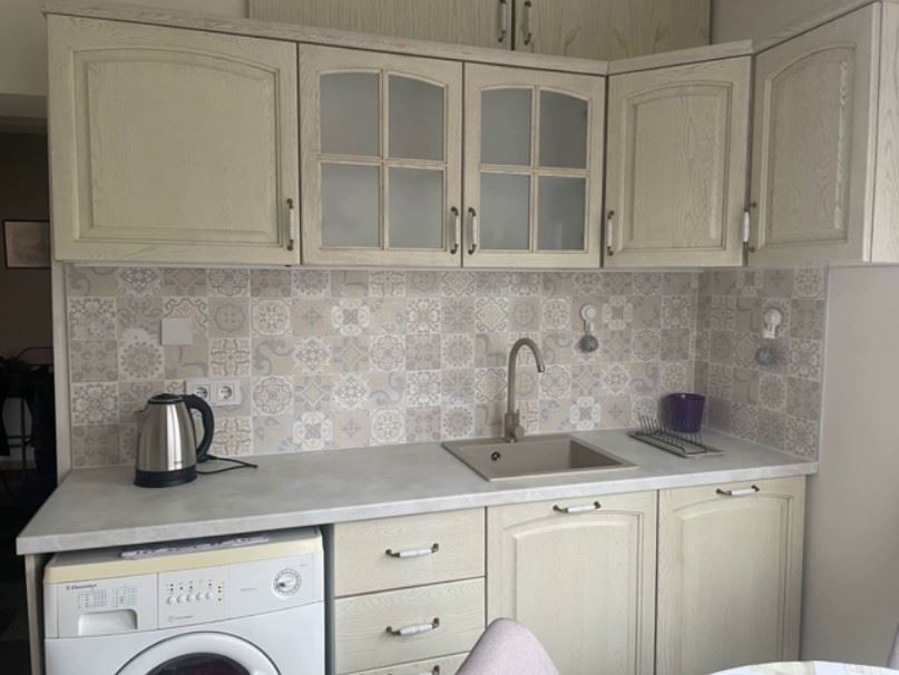 Дава се под наем Едностаен апартамент в София, Център - 50 кв.м за 686.97 € - Снимка #1