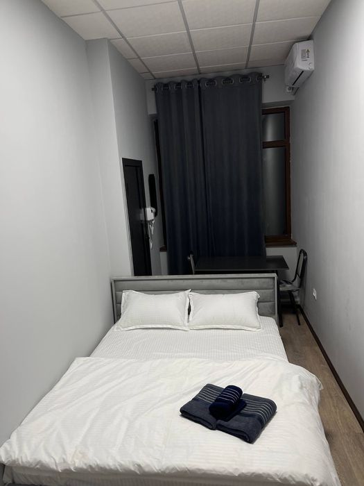 BEZZAKS Hotel Hostel Mexmonxona