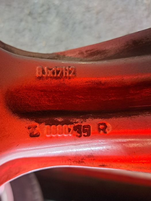 Продам диски R17  5×114.3 et35