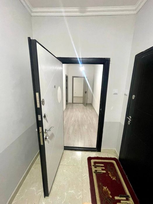 МЕТРО 3-бекат 1 км Янги Дархон 1/16/17 43м2