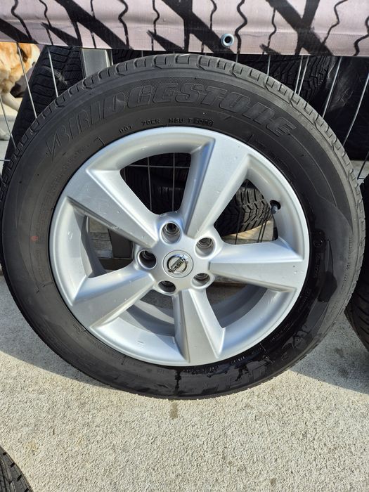Джанти Nissan 17 цола , 5х114,3 , 6.5j ,et40 215/60/17 Renault Toyota