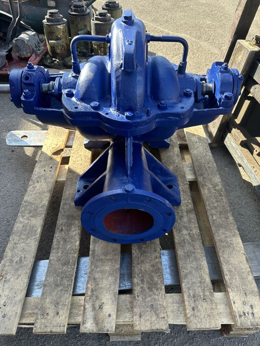 Насос для воды Д320/70.