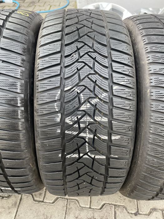 Anvelope Dunlop 235 45 R18, Cauciucuri 235 45 R18