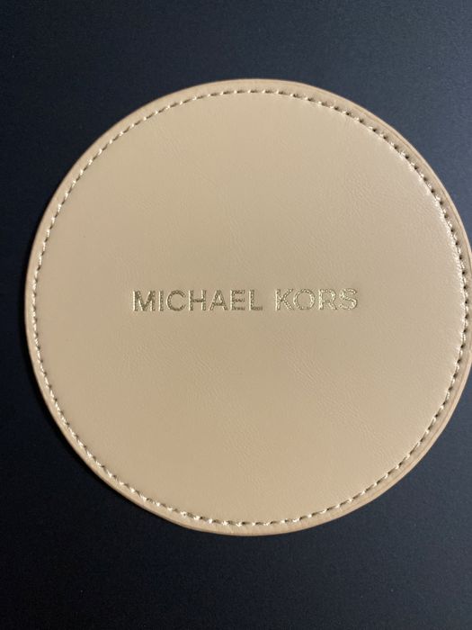 Michael kors подложки за чаши